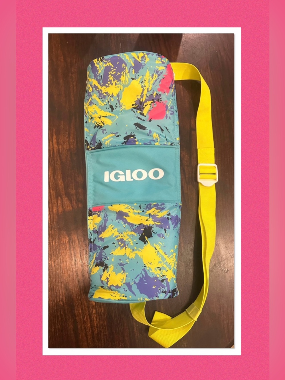 NWOT- Igloo double barrel sling 8 can cooler